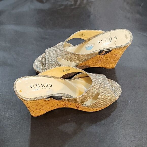 GUESS WGHASSLW-R WEDGE GLITTER OPEN TOE SANDAL - Picture 6 of 16